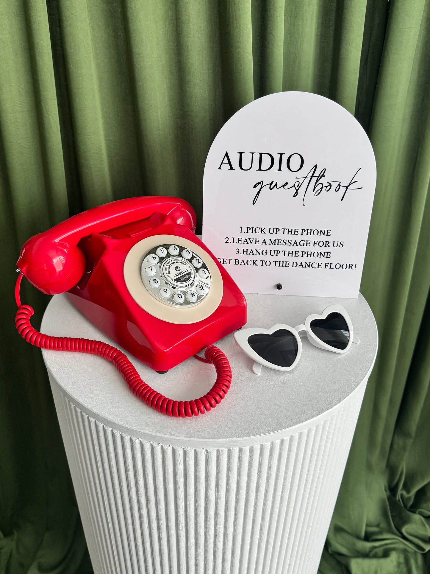 Audio Guestbook - Red Rhonda